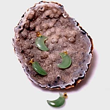 Ay Şeklinde Aventurin Taşı Kolye Ucu - Küçük boy(Altın Renkli)