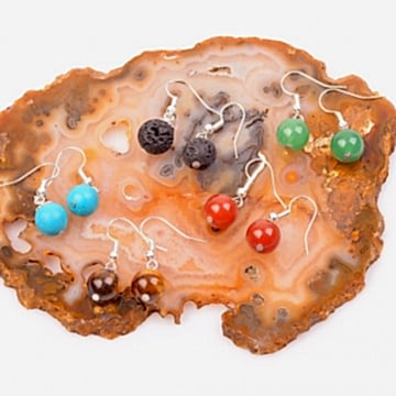 Beş Adet Doğal Taş Küpe