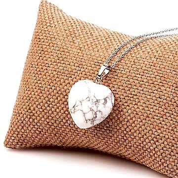 Havlit Taşı Kalp Kolye