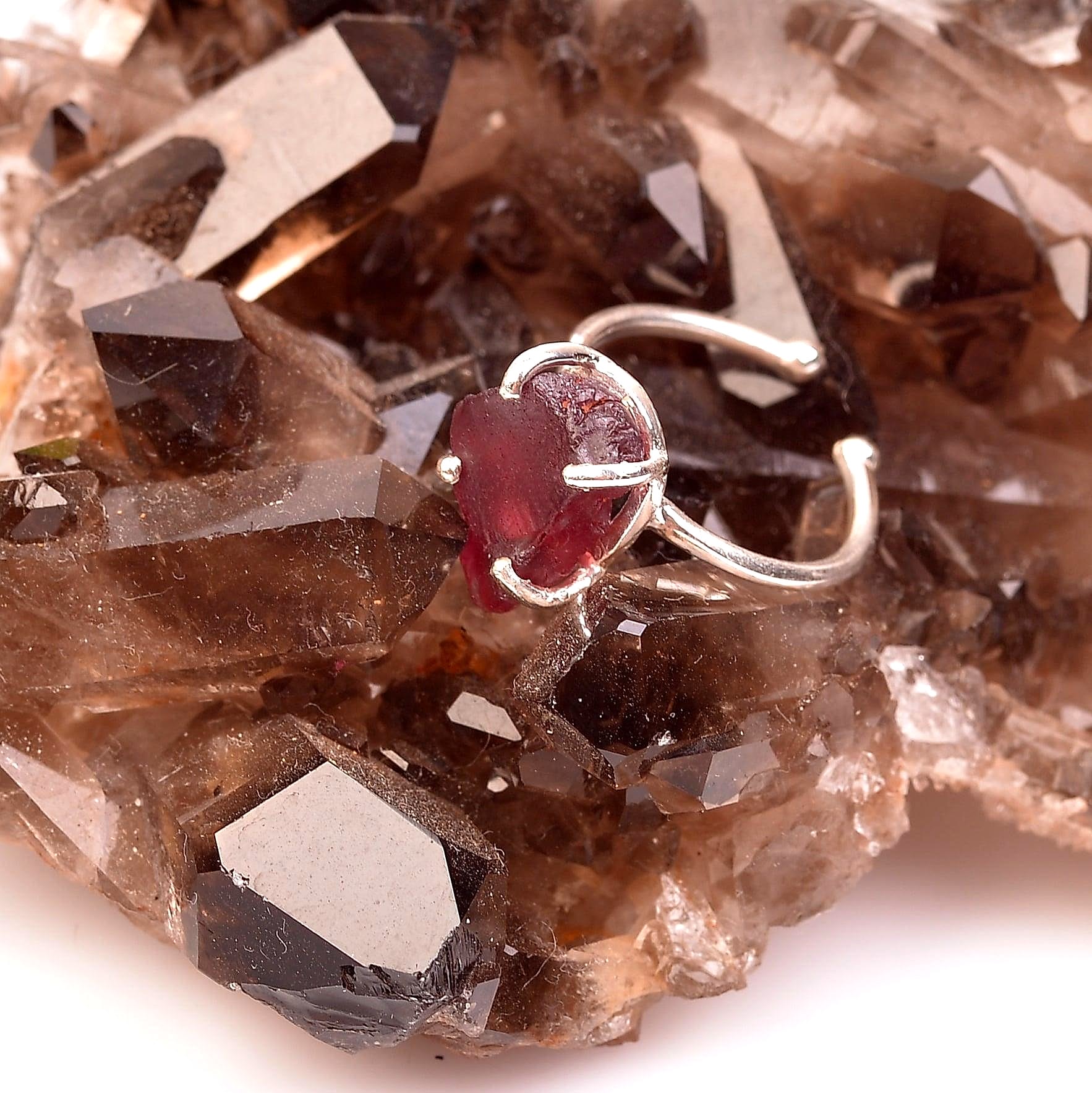 İşlenmemiş Lal Taşı Gümüş Yüzük   Ayarlamalı