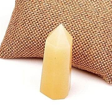 Kalsit Taşı Kazık Kütle