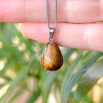 Kaplan Gözü Taşı Damla Kolye