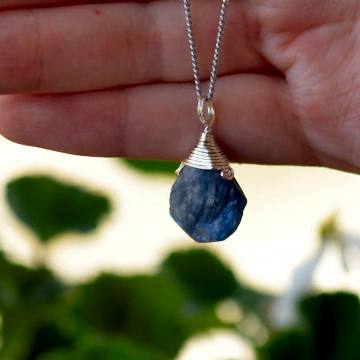 Kyanit Taşı Damla Kolye - Tel Sargılı