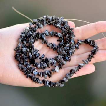 Obsidyen Taşı Şekilsiz Dizi - Kırık Taş