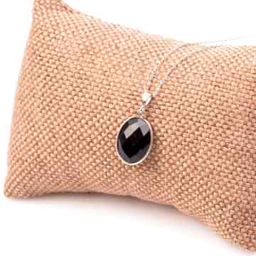 Oniks Taşı Gümüş Kolye - Fasetli