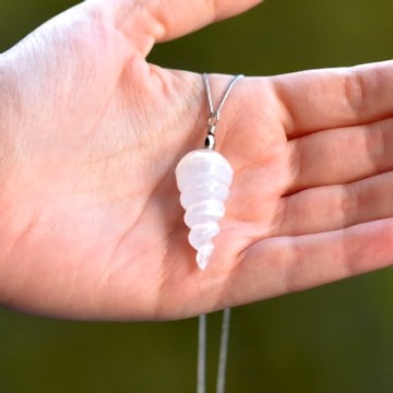 Selenit Taşı Kolye - Spiral Şeklinde