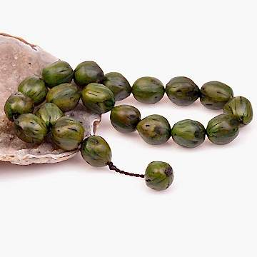 Yeşil Renk Kokulu Andız Çekirdeği Tesbih ( 14 mm )